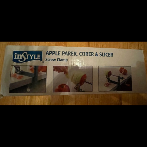 Apple Parer, Corer & Slicer - Picture 2 of 3